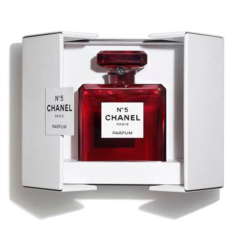 parfum chanel yang enak|Chanel no 5 perfume.